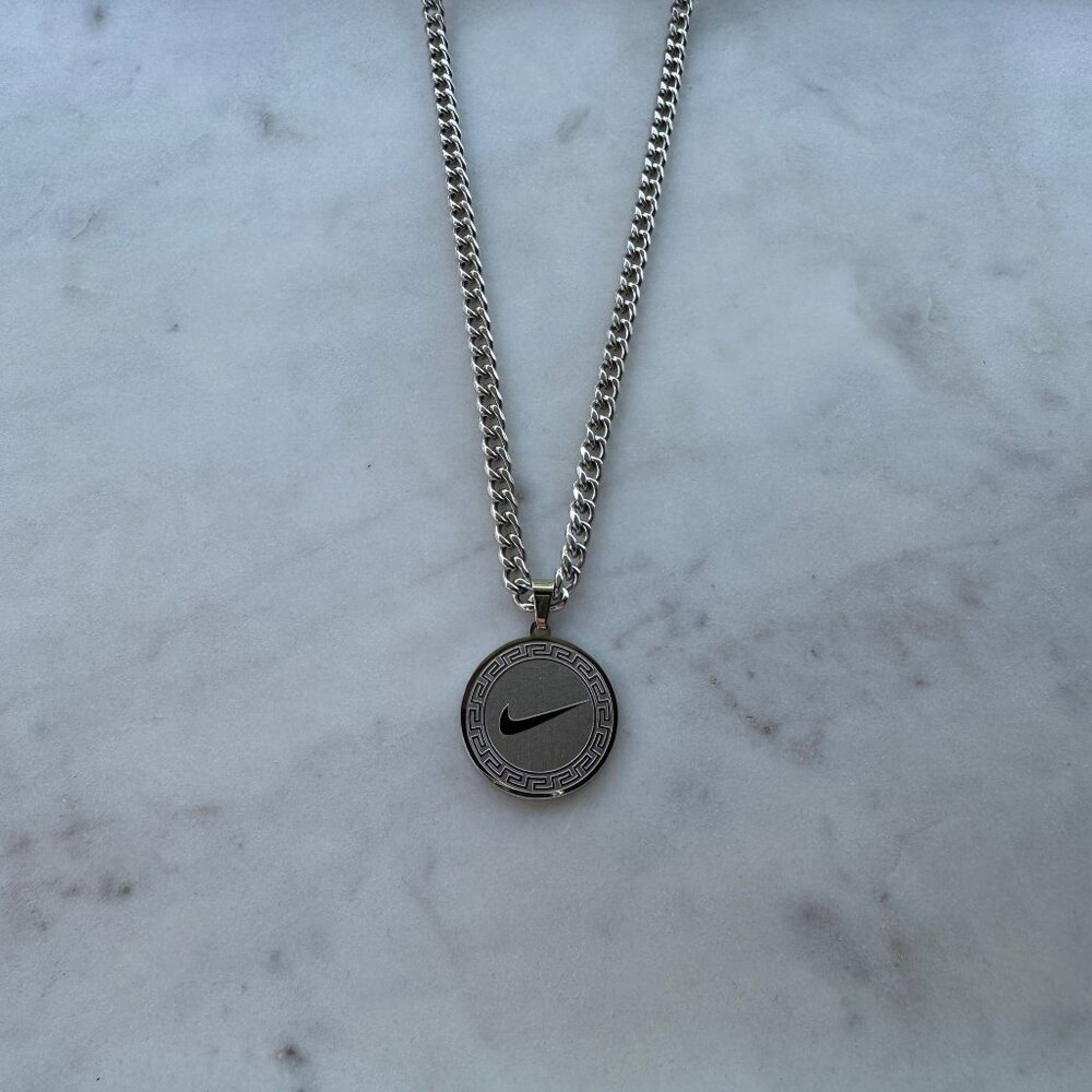 Nike Circle Pattern Necklace - 5mm Cuban - Silver - 22" Chain - Christmas Gifts - Picture 2 of 2